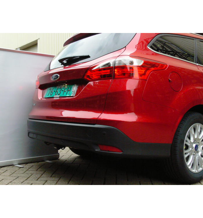 STEINHOF Gancio Di Traino Fisso Per Ford Focus III SW (06.2011-06.2018) Con Kit Elettrico 13 Poli, Omologato, 1800kg
